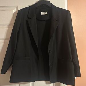 Women’s blazer/suit jacket